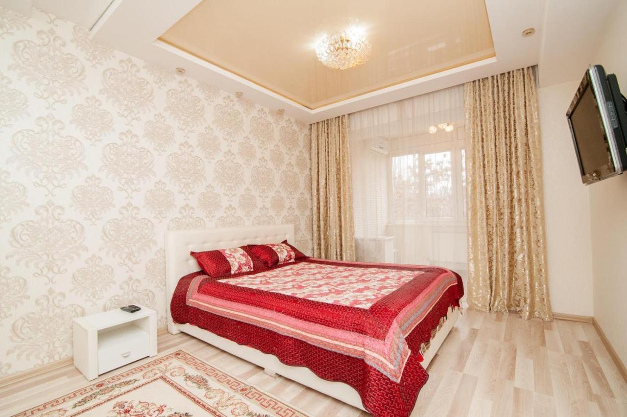 Lia*S Deluxe Apartment In The Center Chisinau Exterior photo