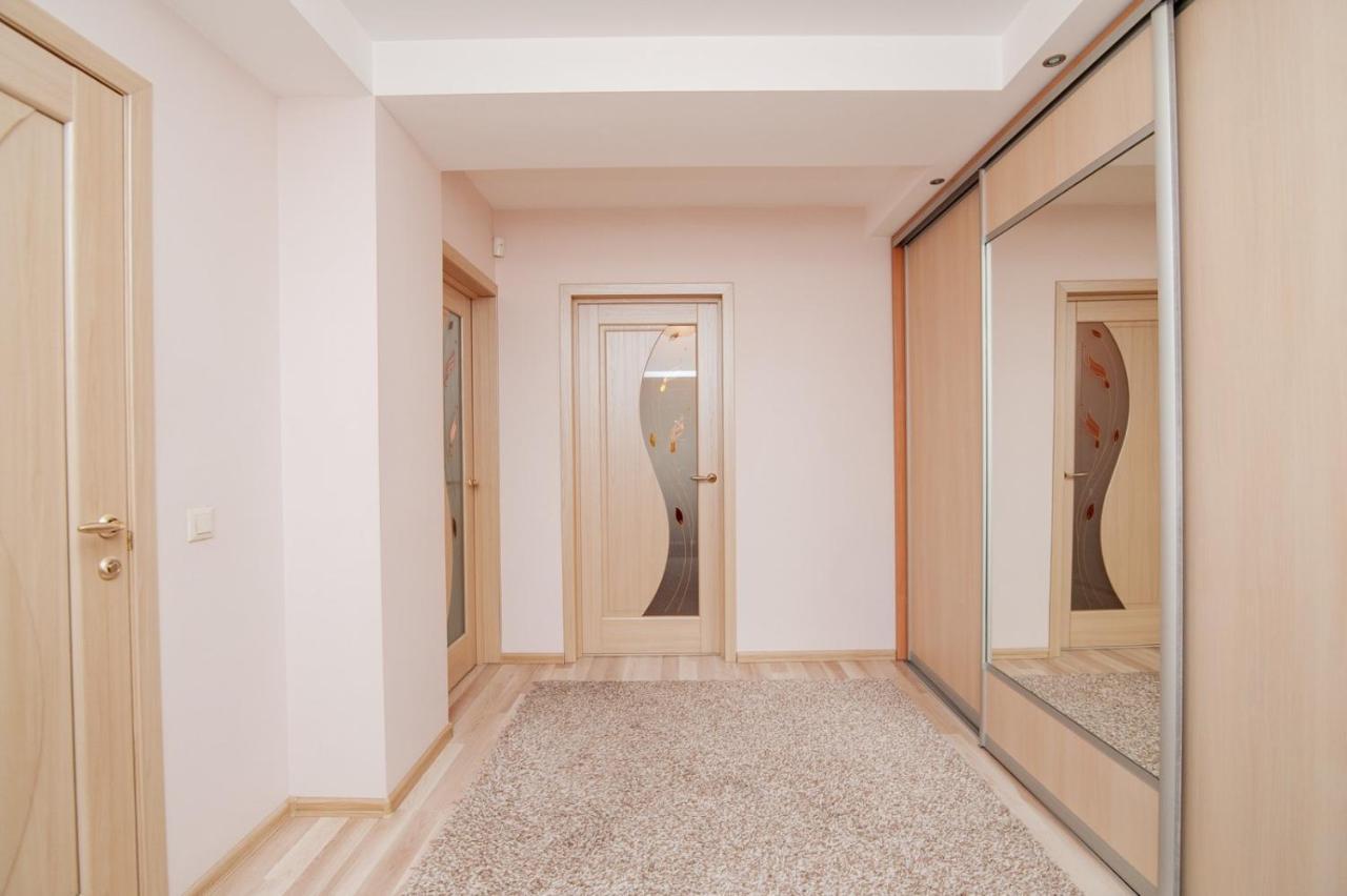 Lia*S Deluxe Apartment In The Center Chisinau Exterior photo