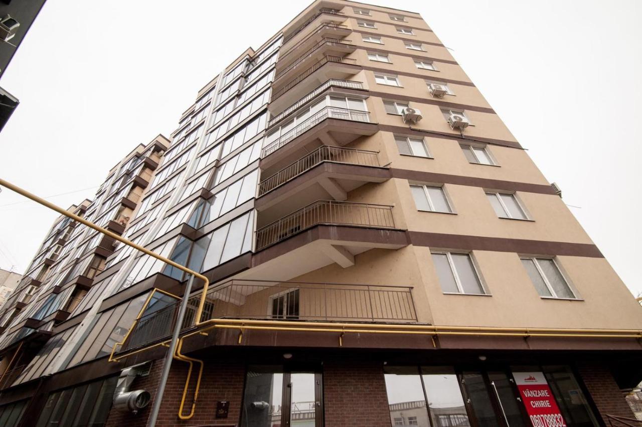 Lia*S Deluxe Apartment In The Center Chisinau Exterior photo